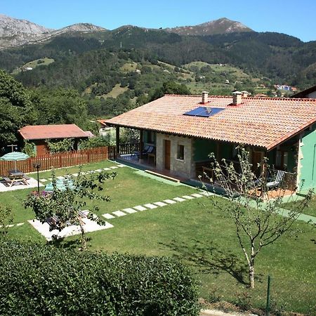 Coviellador Cangas de Onís Hostal Exterior foto