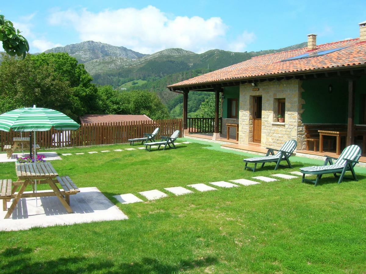 Coviellador Cangas de Onís Hostal Exterior foto