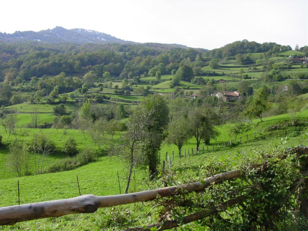 Coviellador Cangas de Onís Hostal Exterior foto